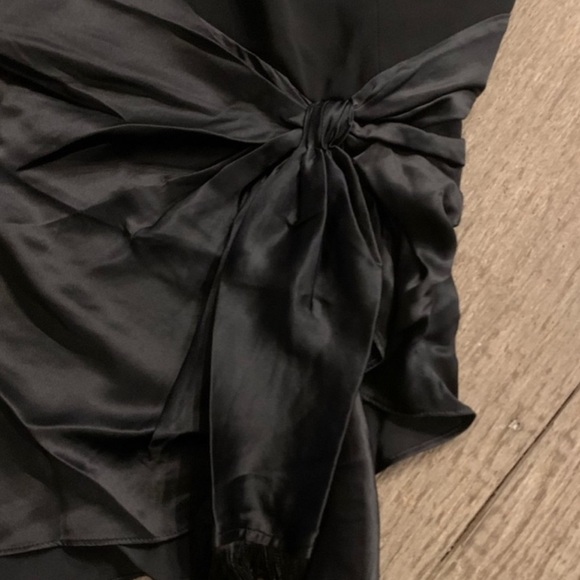 Cinq a Sept Theoline One Shoulder Top- XS,M - Picture 5 of 7